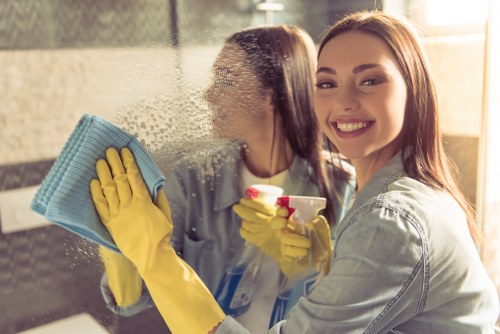 Office cleaning service in Clapham workspace